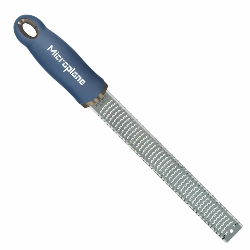 Microplane Classic Reibe 32cm Zester. Denim Blau.