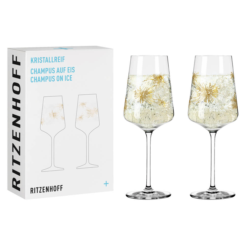 Das Ritzenhoff Champagnergläser 2er-Set "Kristallreif" ist zusammen mit seiner Verpackung auf dem Hauptbild zu sehen. Die eleganten Kristallgläser versprechen stilvollen Genuss.
